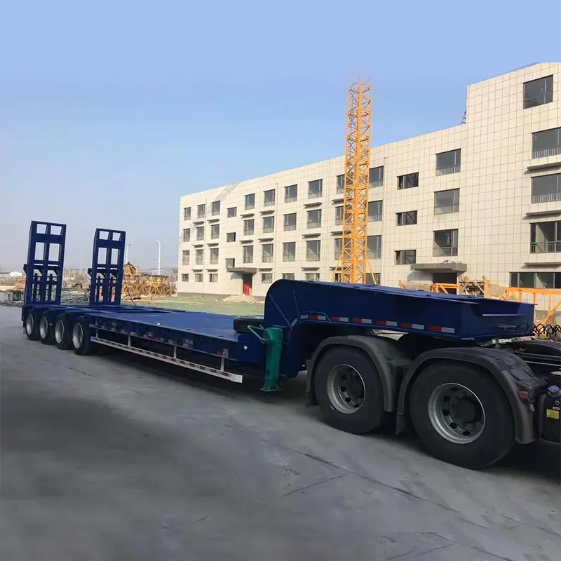 80-100 Ton 4 Gandar Trailer Semi Lowbed dengan Ramp Belakang