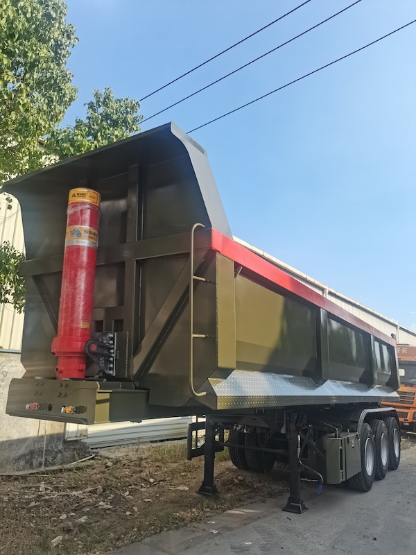 Heavy Duty 3 Axles U Shape Dumper Semi Trailer dengan sistem Hidraulik FUWA Axle Hyva